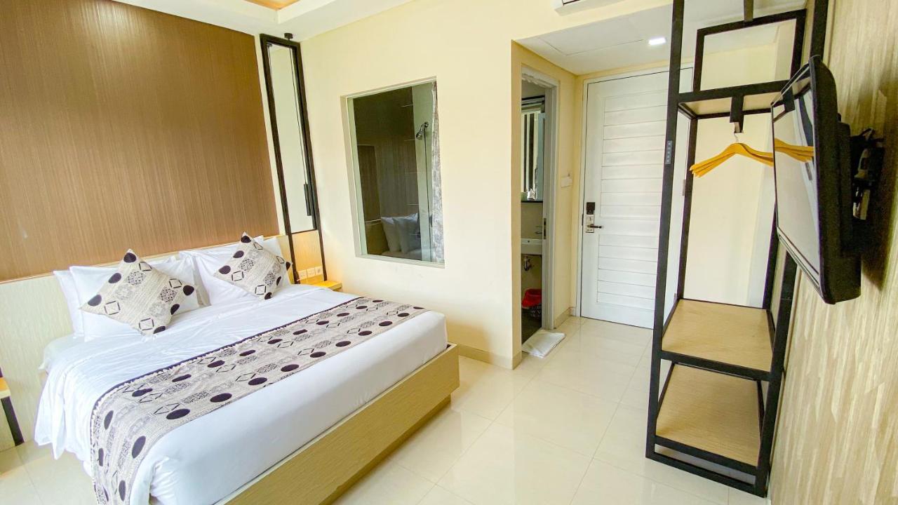 Ultimate Residence Bali Denpasar  Exterior photo