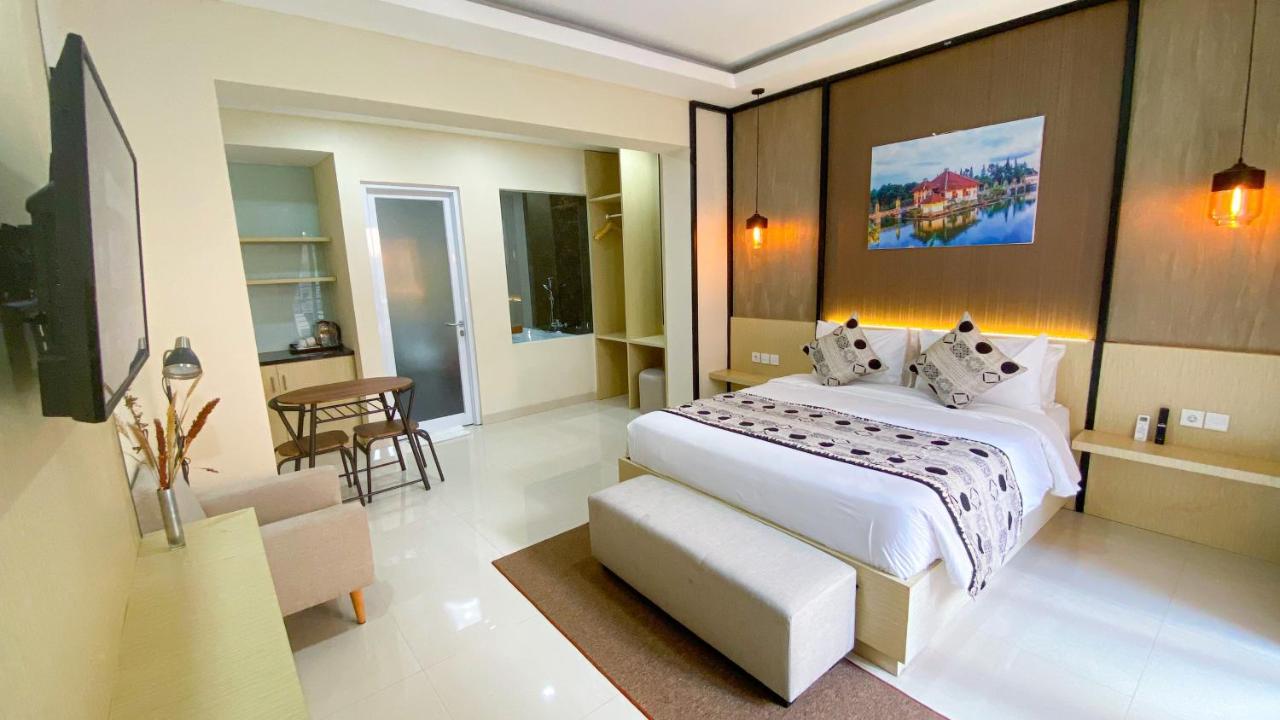 Ultimate Residence Bali Denpasar  Exterior photo